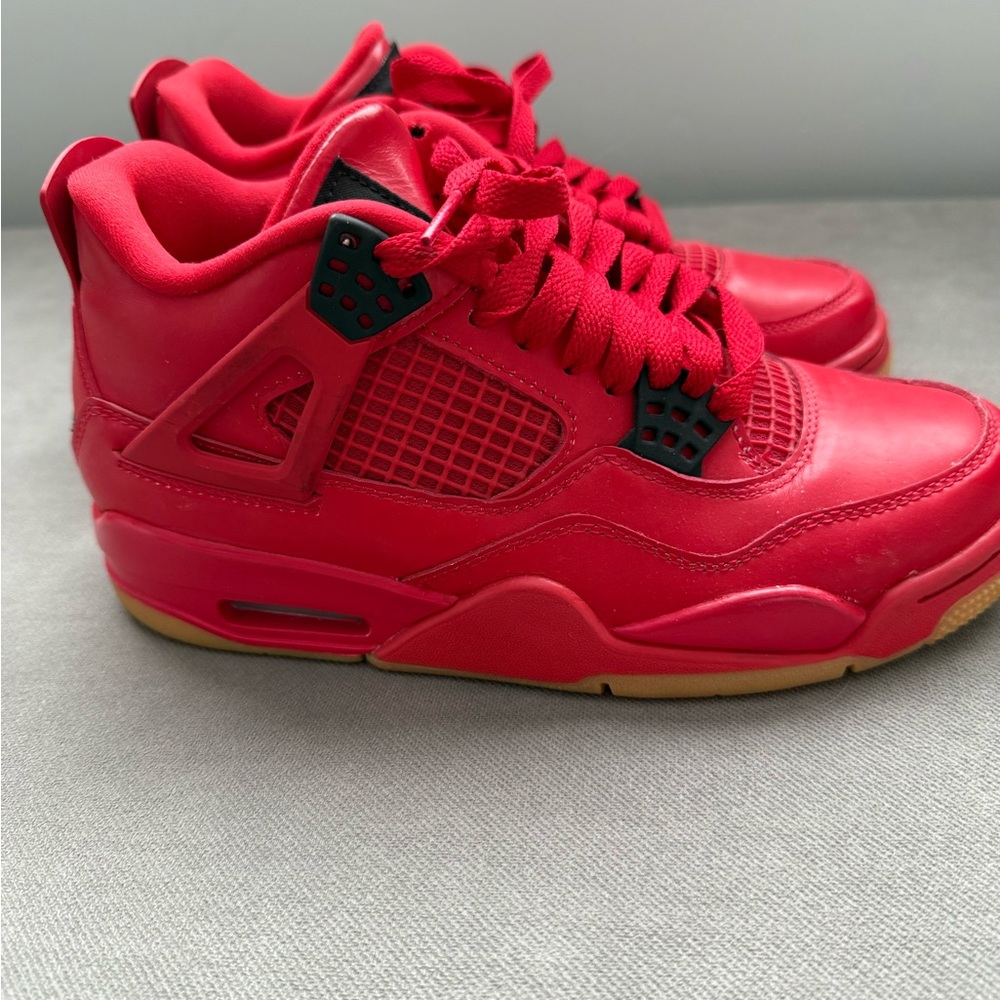 Jordan IV Singles Day Size 6